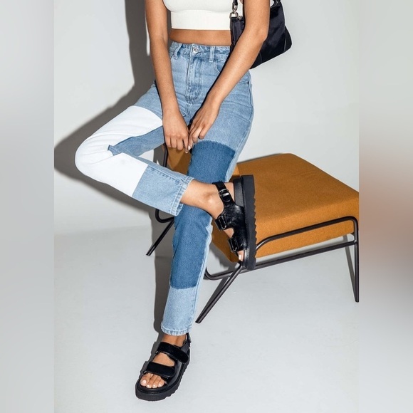 Princess Polly Cofield Patch Denim Mom Jeans High Waisted Size 4 - Picture 2 of 8